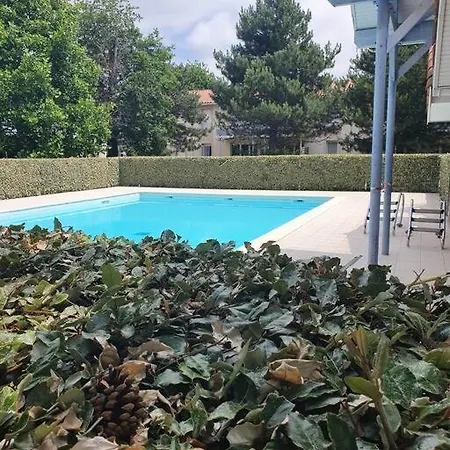 Apartment Mignon En Avec Piscine *